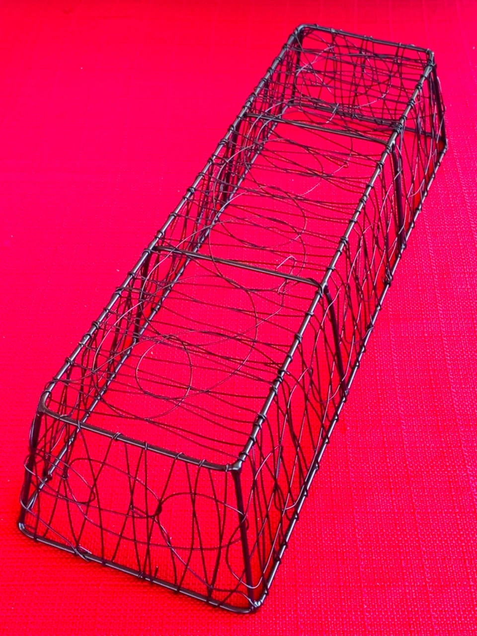 Black rectangular metal bread basket – photo 2